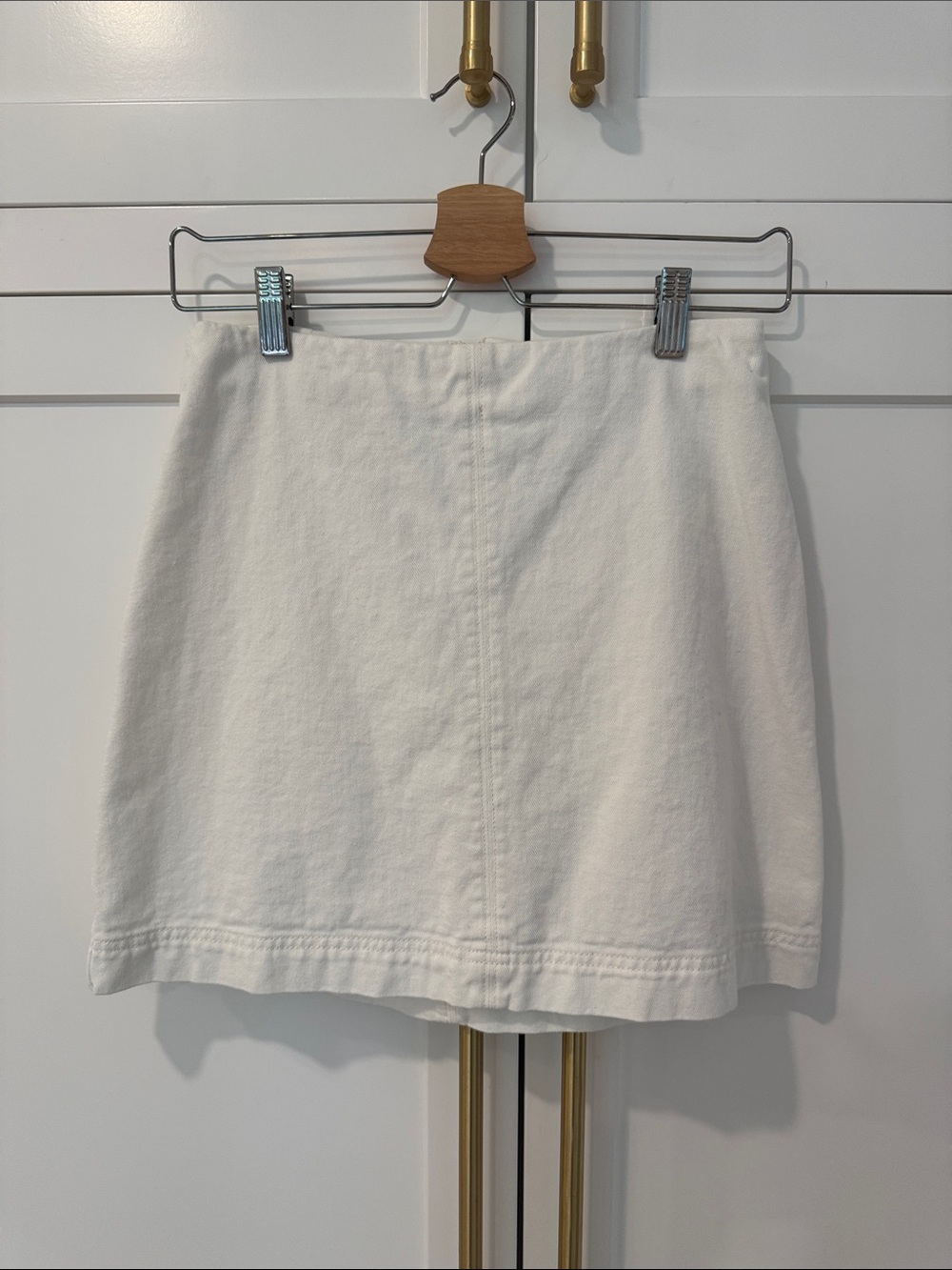 Classic White Women's Cotton Mini Skirt - Picture 1 of 5